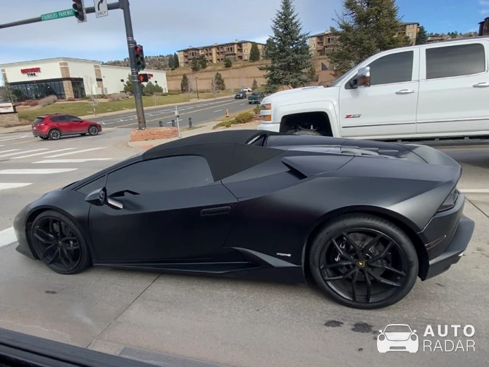 Lamborghini Huracán LP640-4 EVO Spyder spotted in Castle Rock, United States
