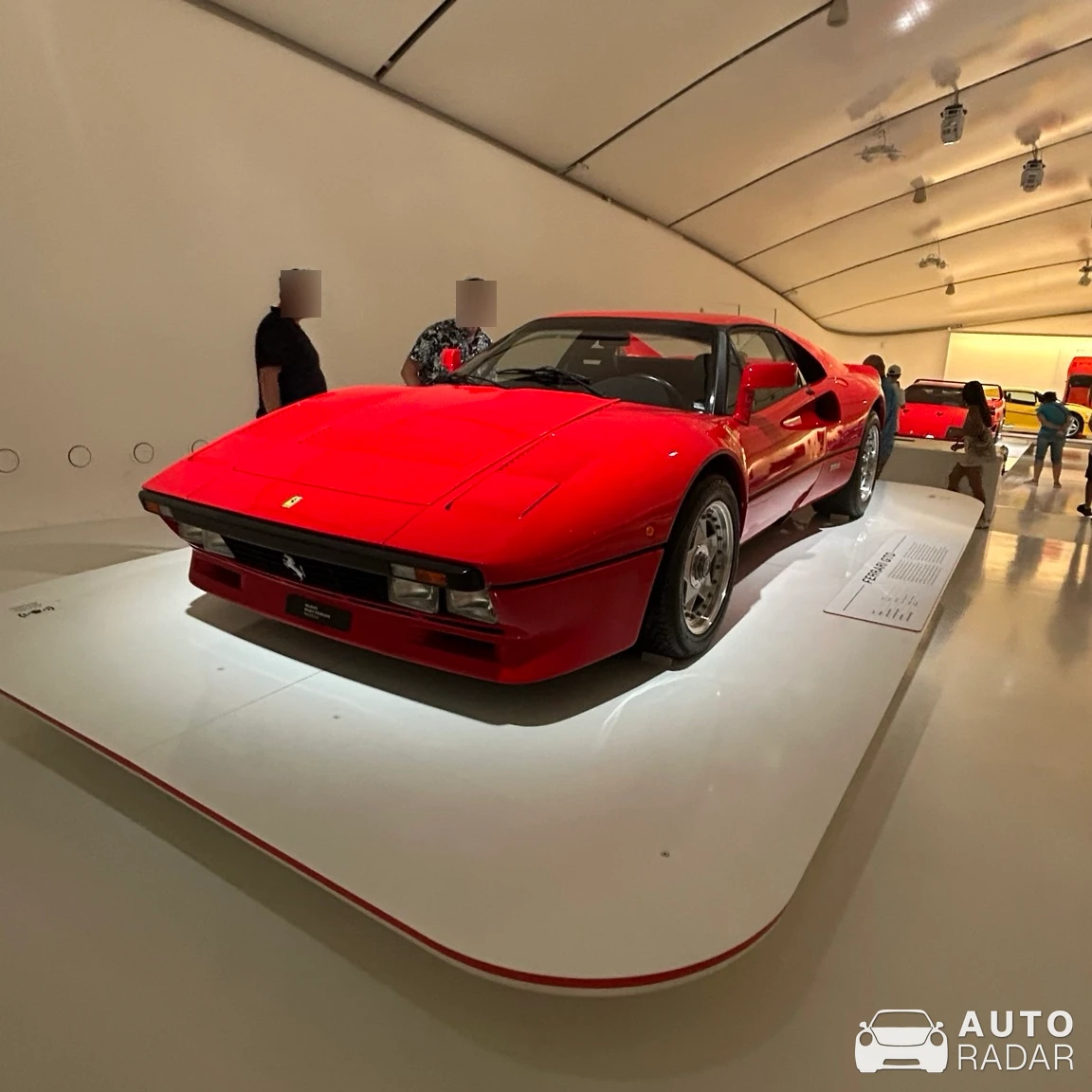 Ferrari 288 GTO spotted in Modena, Italie