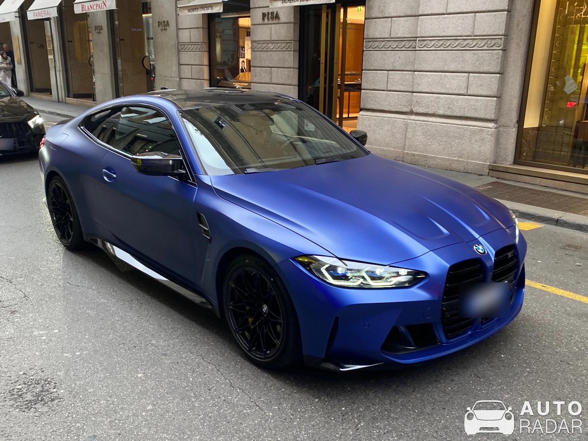 BMW M4 G82 Coupé Competition spotted in Milano, Italia