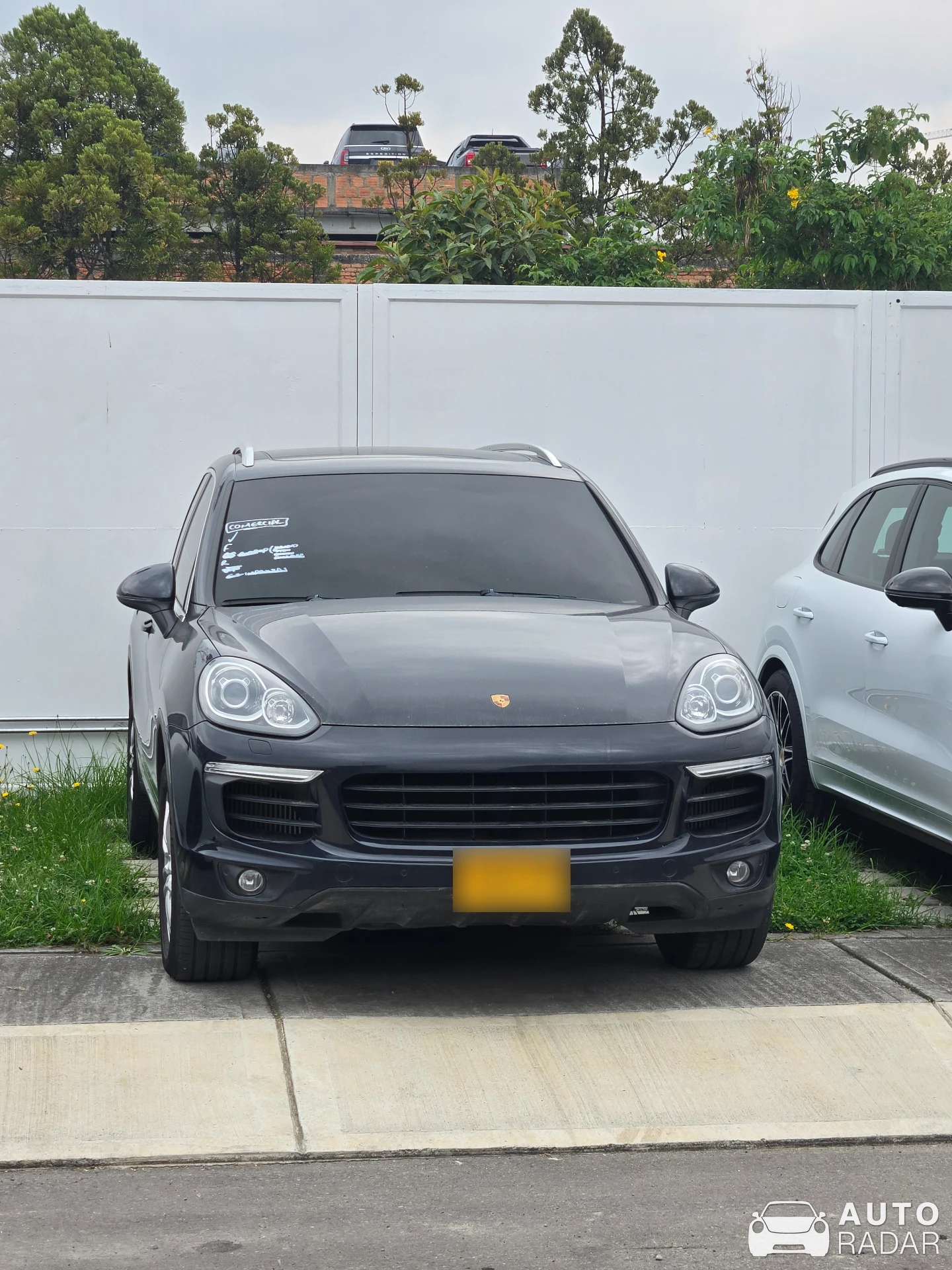Porsche Cayenne spotted in Bogotá, Colombia