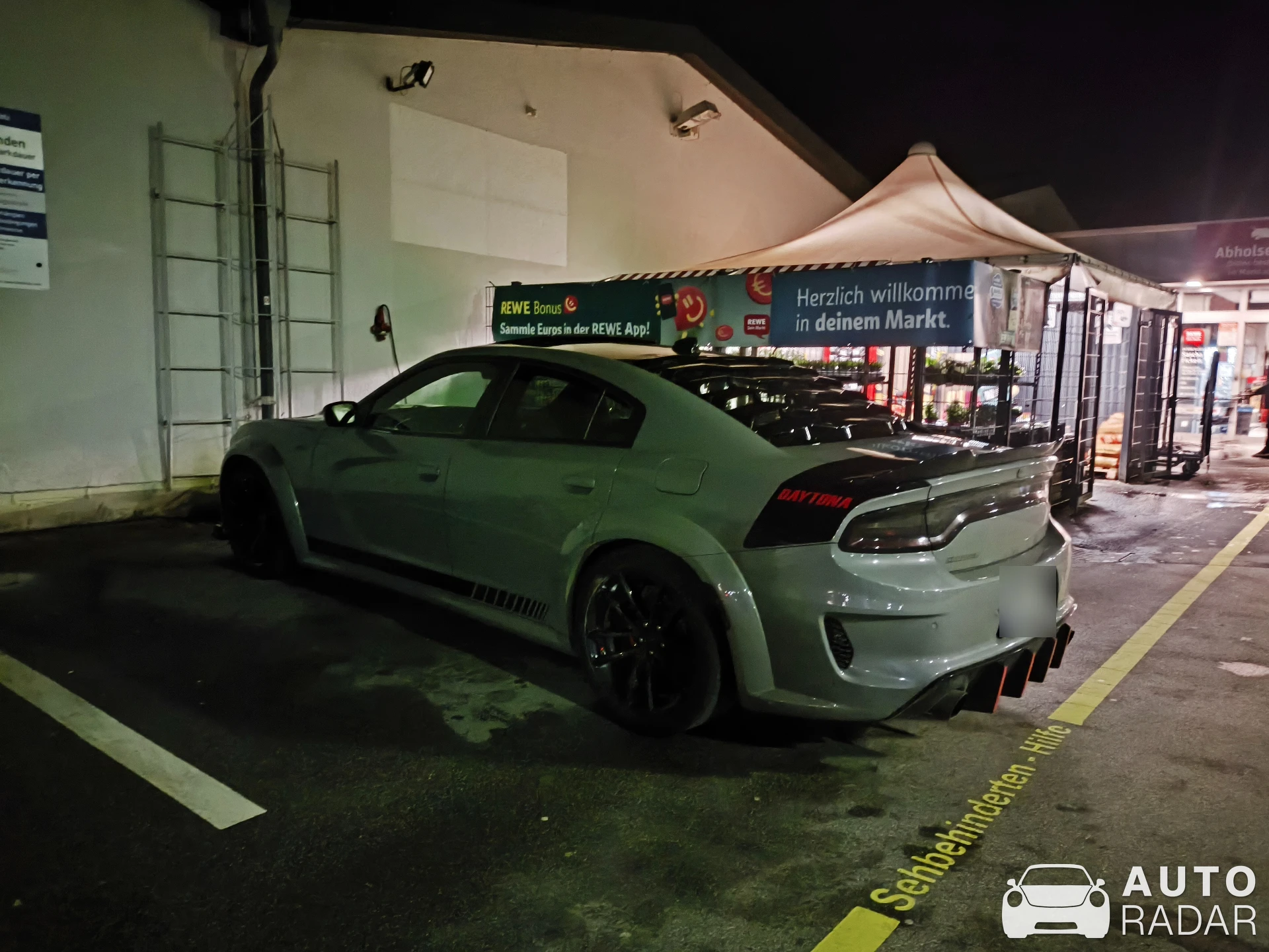 Dodge Charger SRT Hellcat Widebody Daytona 50th Anniversary spotted in Königswinter
