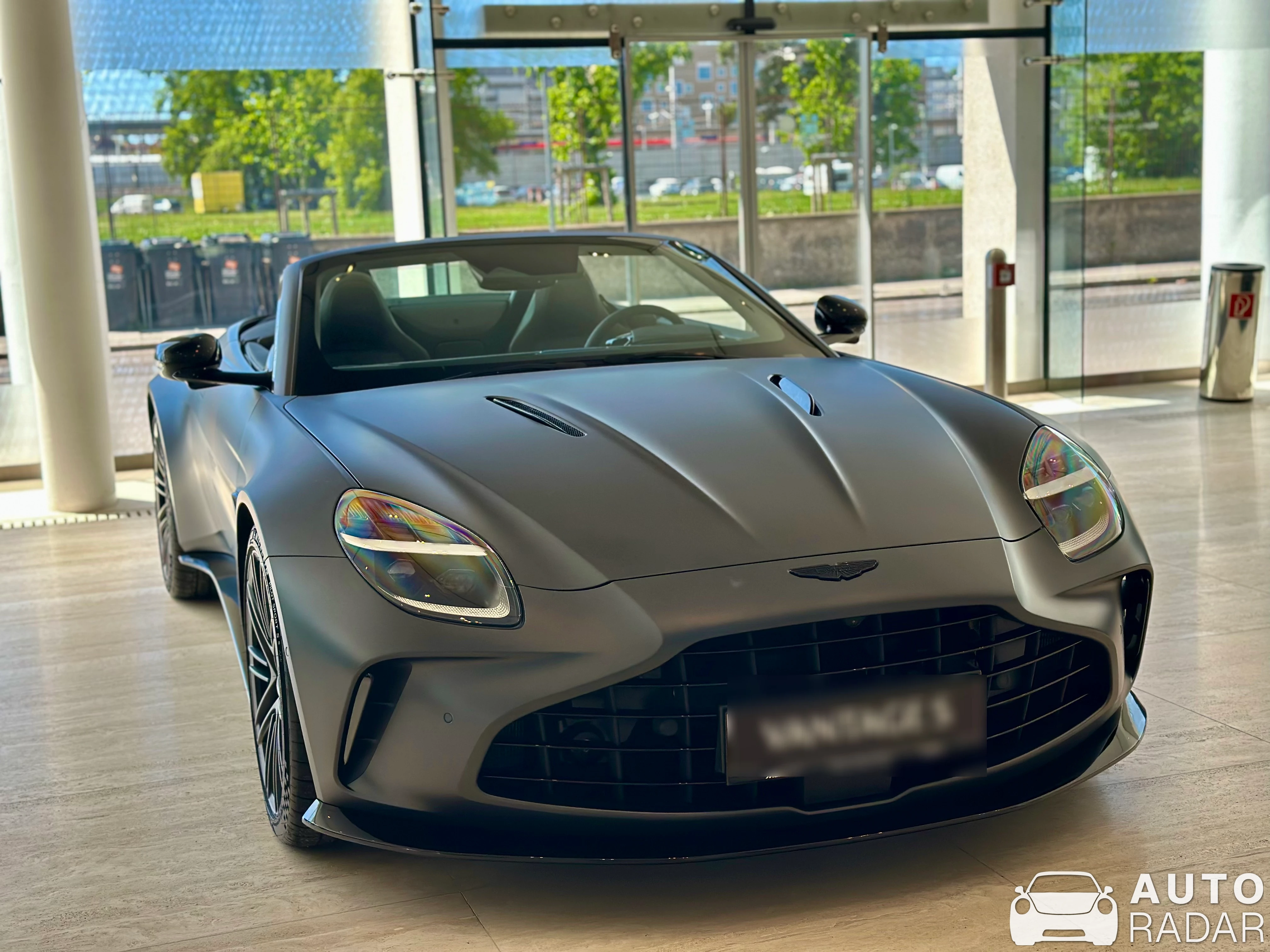 Aston Martin V12 Vantage S Roadster spotted in Wien