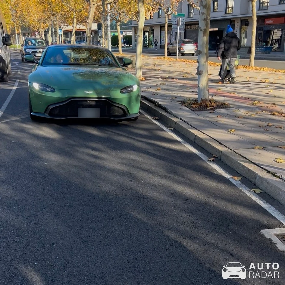 Aston Martin V8 Vantage Roadster 2020 spotted in León