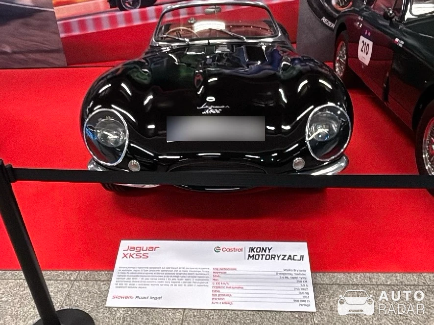 Jaguar XKSS spotted in Warszawa