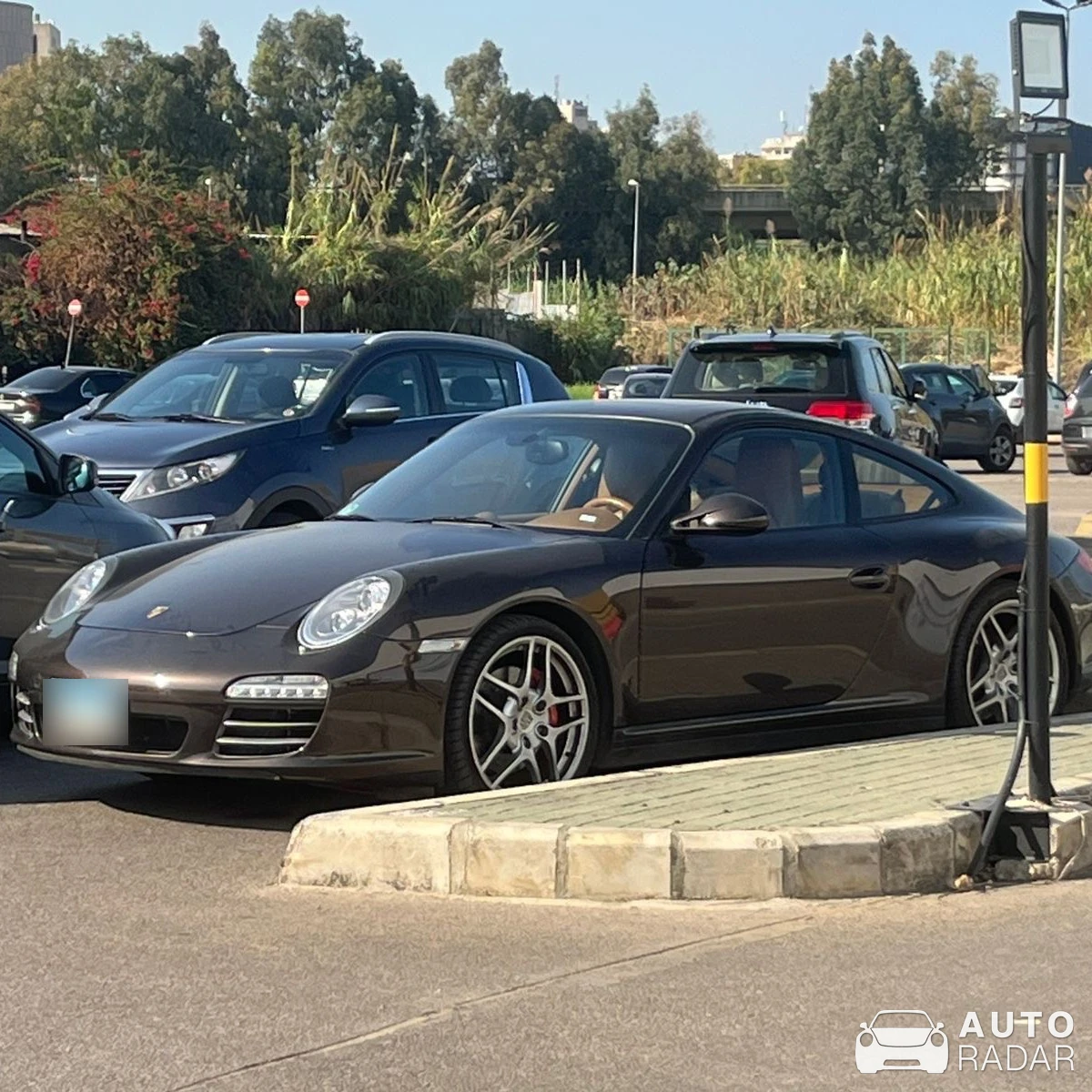 Porsche 997 Carrera 4S spotted in Hazmiyeh, Lebanon