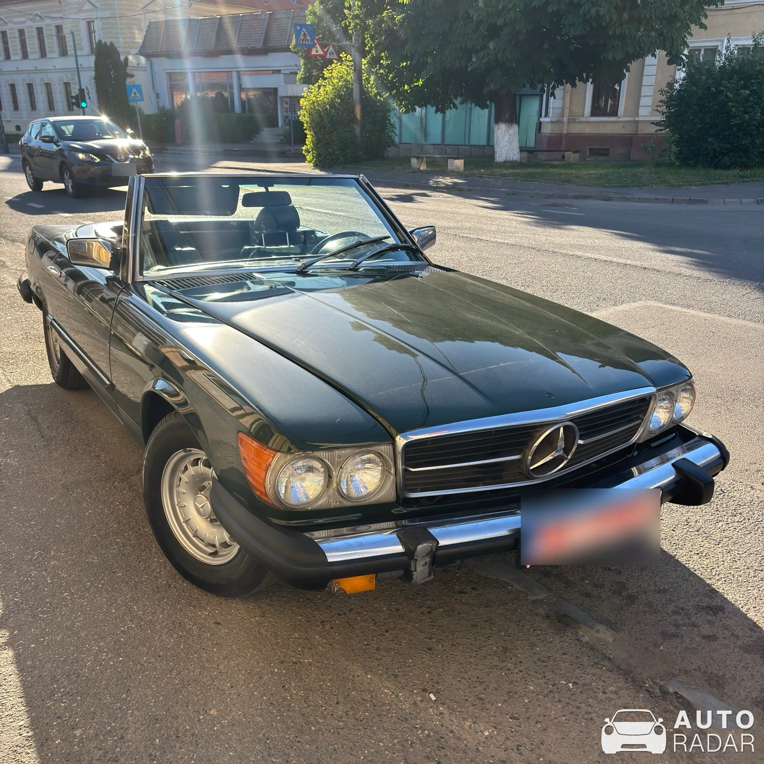 Mercedes-Benz SL 380 R107 spotted in Târnăveni