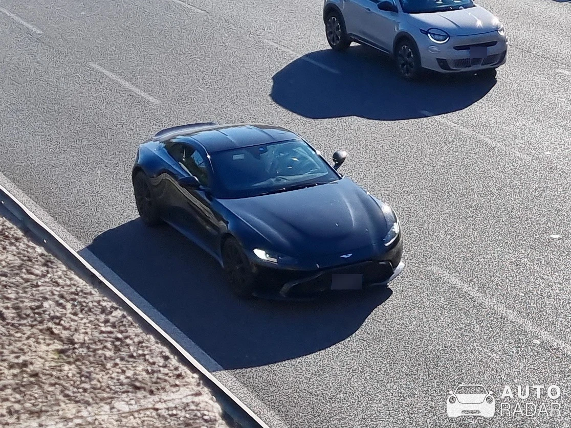 Aston Martin V8 Vantage Roadster 2020 spotted in Milano, Italy