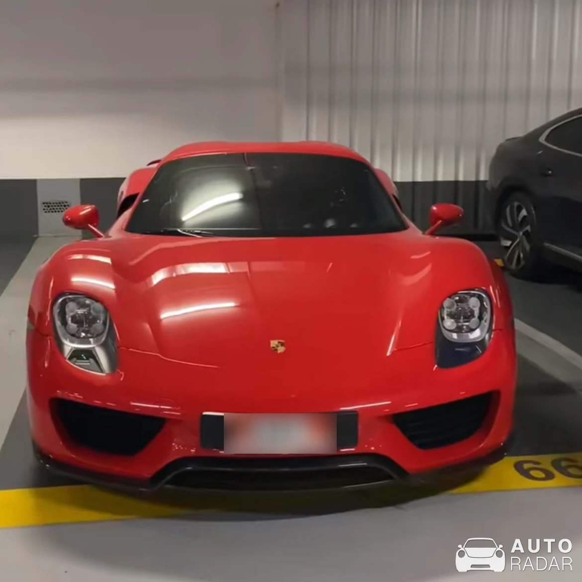 Porsche 918 Spyder spotted in Barcelona, Spain