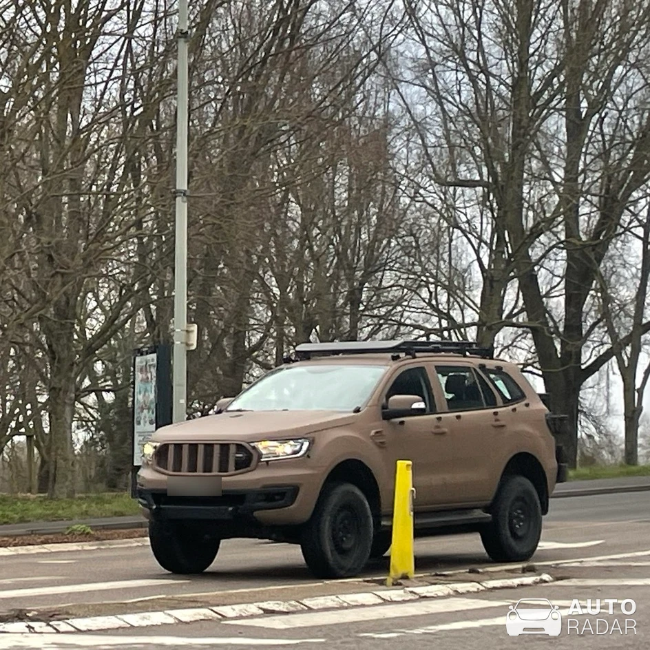 Ford Everest 2022 spotted in Toul, France