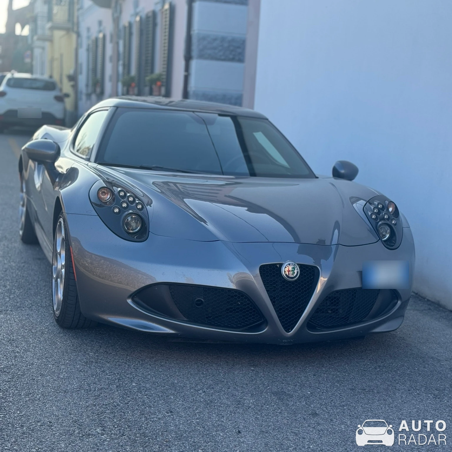 Alfa Romeo 4C Coupé spotted in Bra