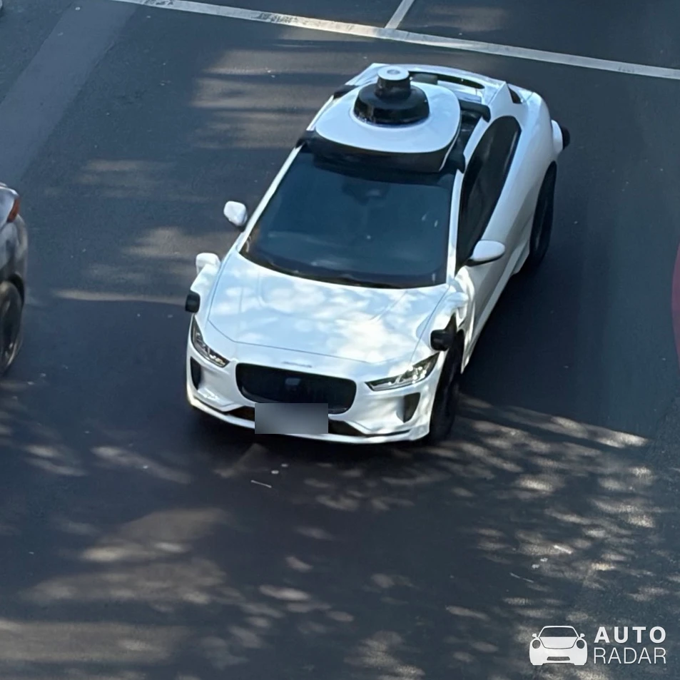Jaguar I-PACE spotted