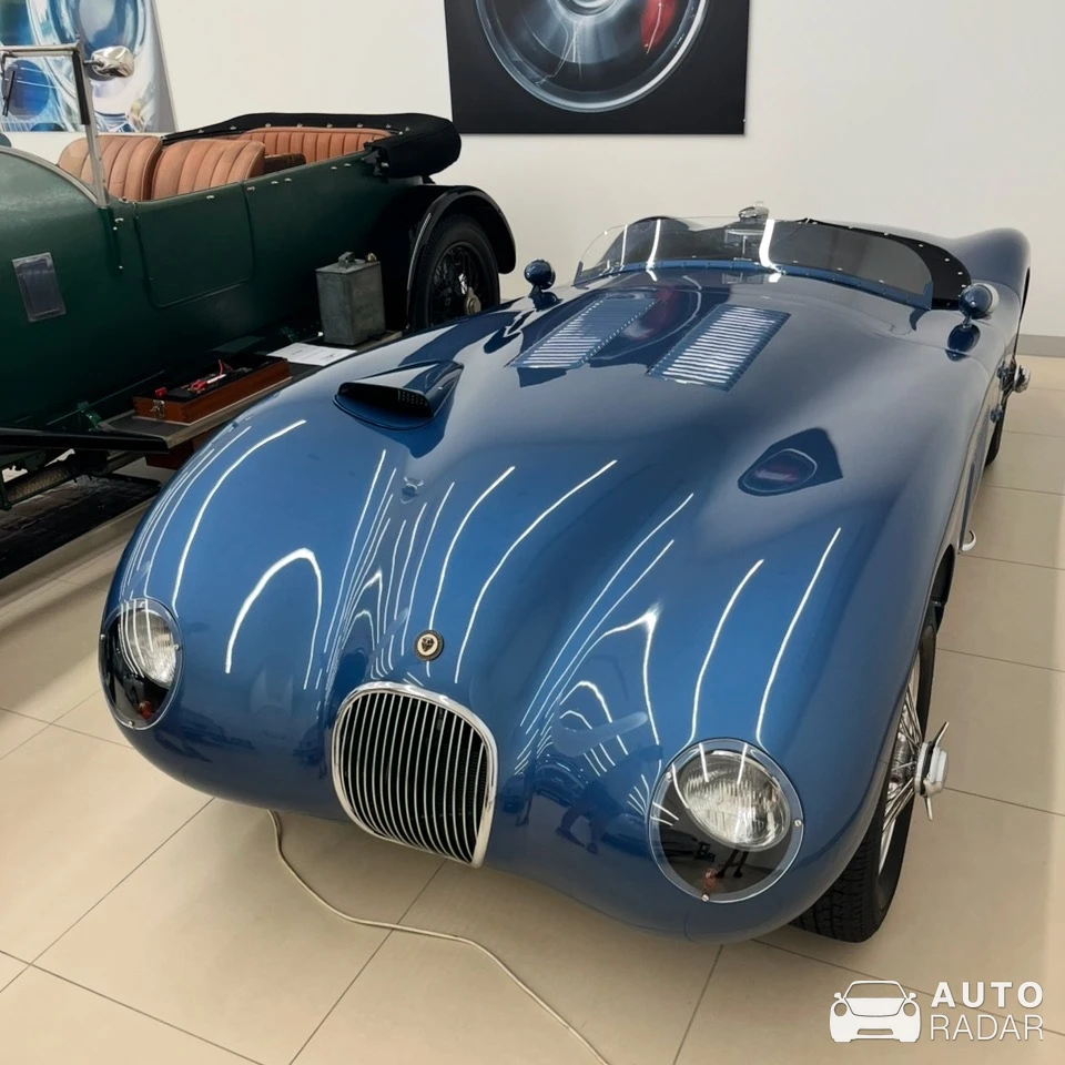 Jaguar C-Type spotted in Fortitude Valley, Australia