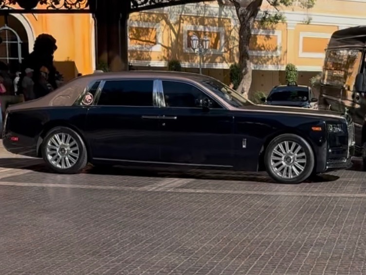 Rolls-Royce Phantom VII Series II Home of Rolls-Royce Collection
