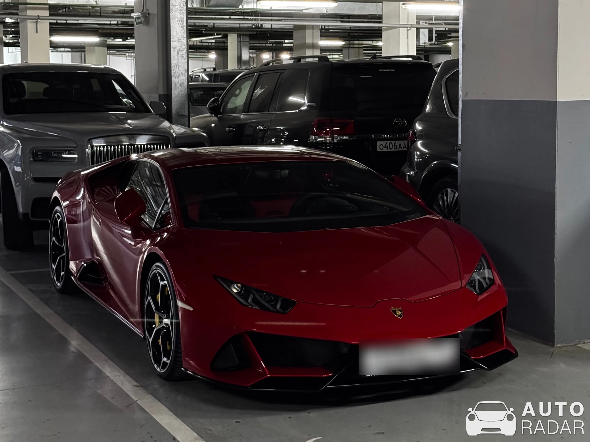 Lamborghini Huracán LP640-4 EVO spotted in Сочи, Россия