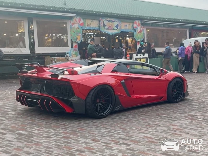Lamborghini Aventador LP700-4 Roadster spotted in Seattle, United States