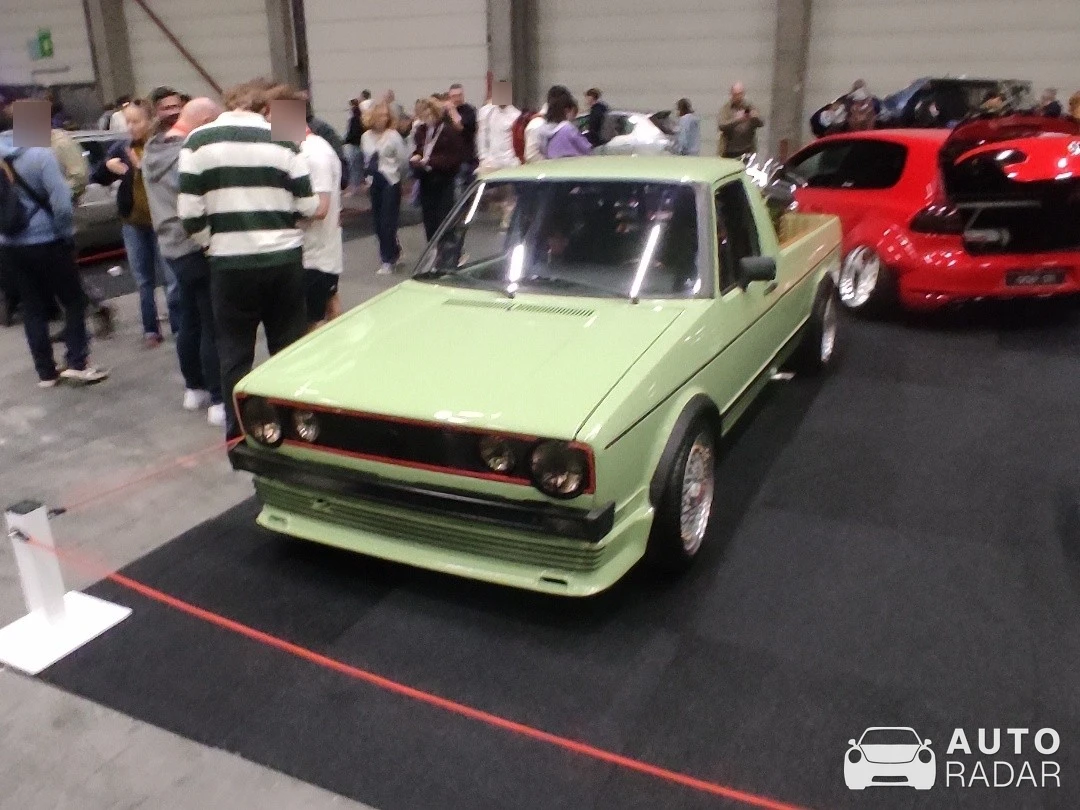 Volkswagen Caddy Mk1 spotted in Gent