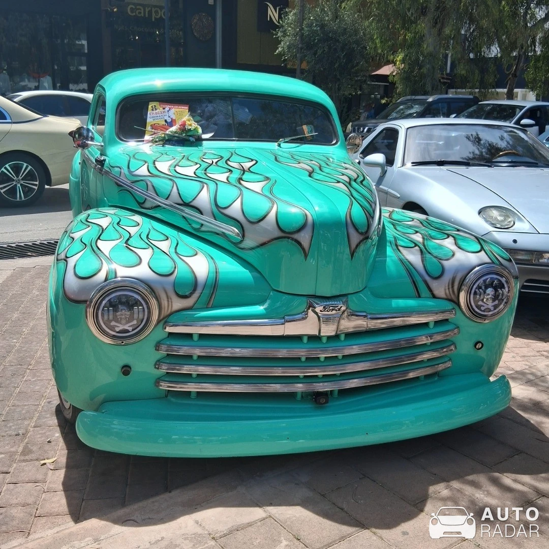 Ford Super Deluxe Coupe Ute spotted in Γλυφάδα