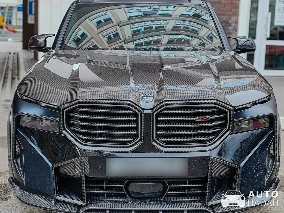BMW XM G09 Label Red Larte Design spotted in Пермь