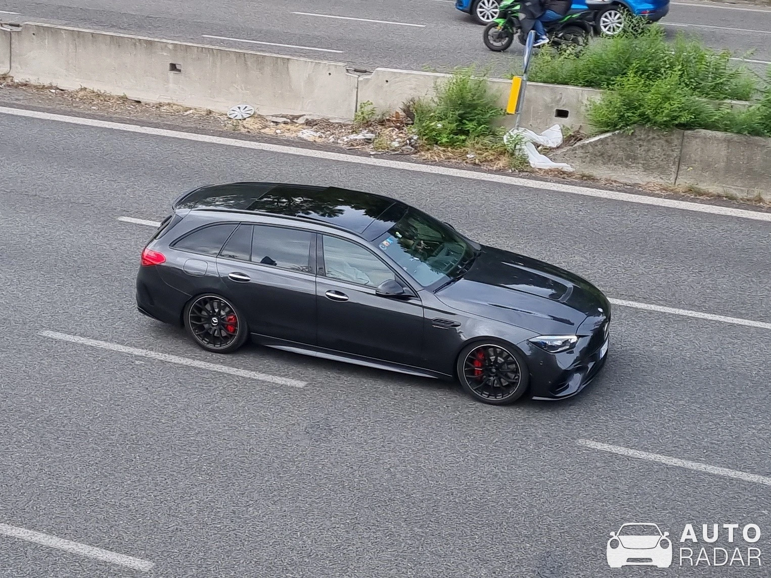 Mercedes-AMG C 63 S E-Performance Estate S206 spotted in Milano
