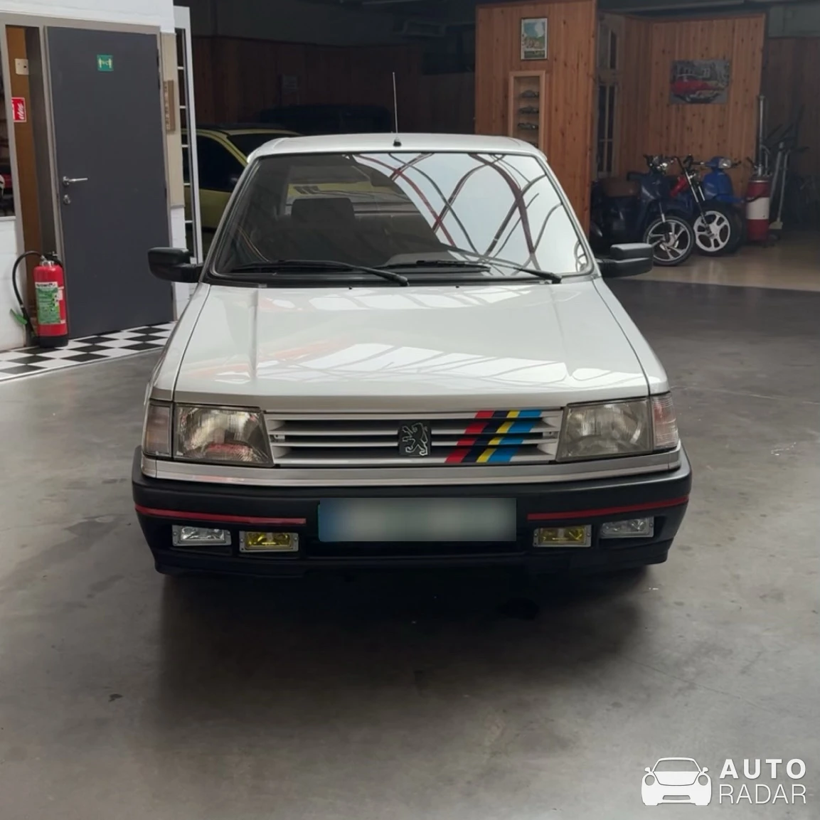 Peugeot 309 spotted in Mouscron