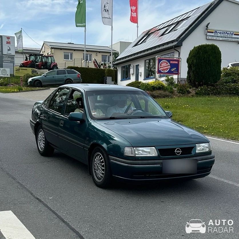 Opel Vectra spotted in Zwönitz