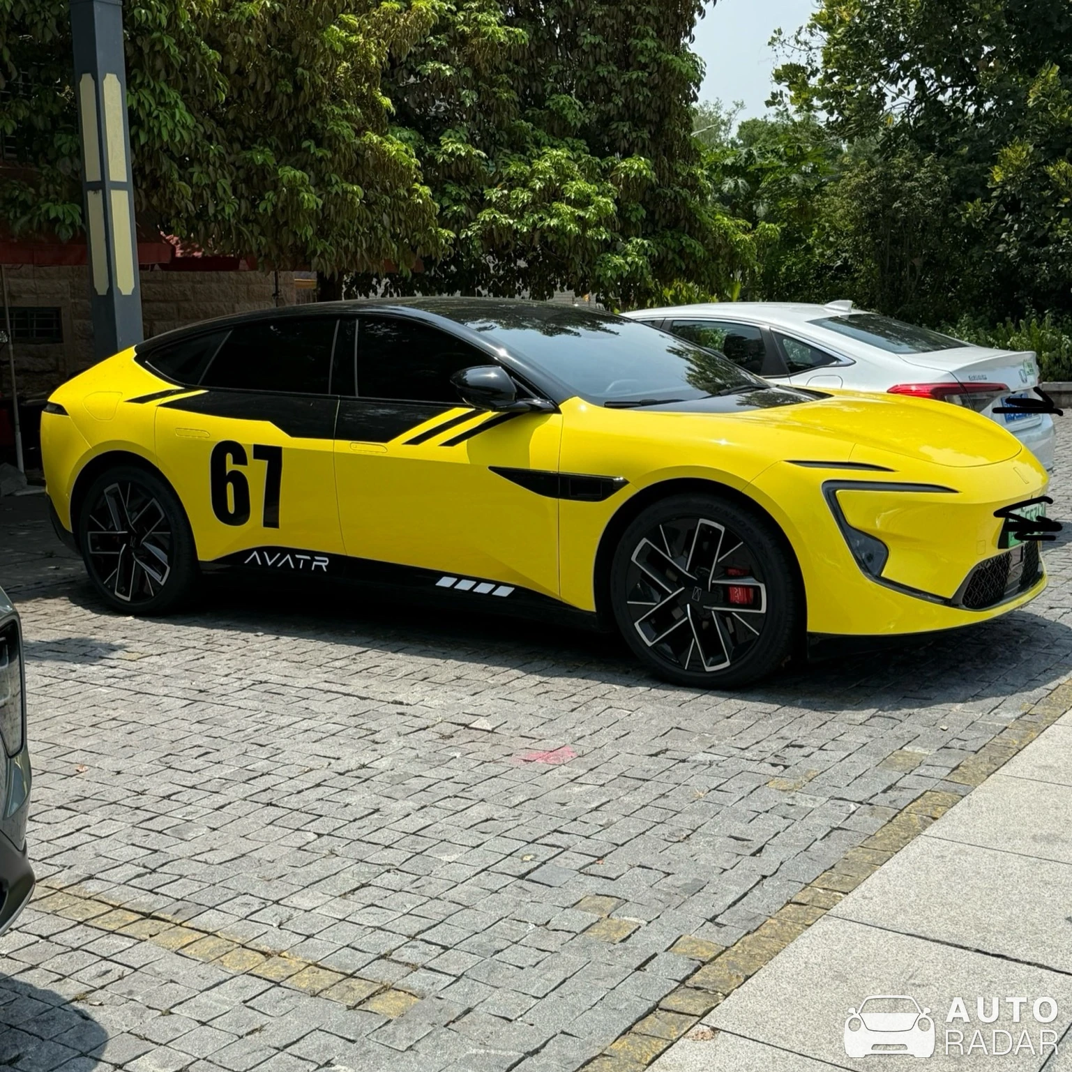 Avatr 12 spotted in Quan Zhou Shi