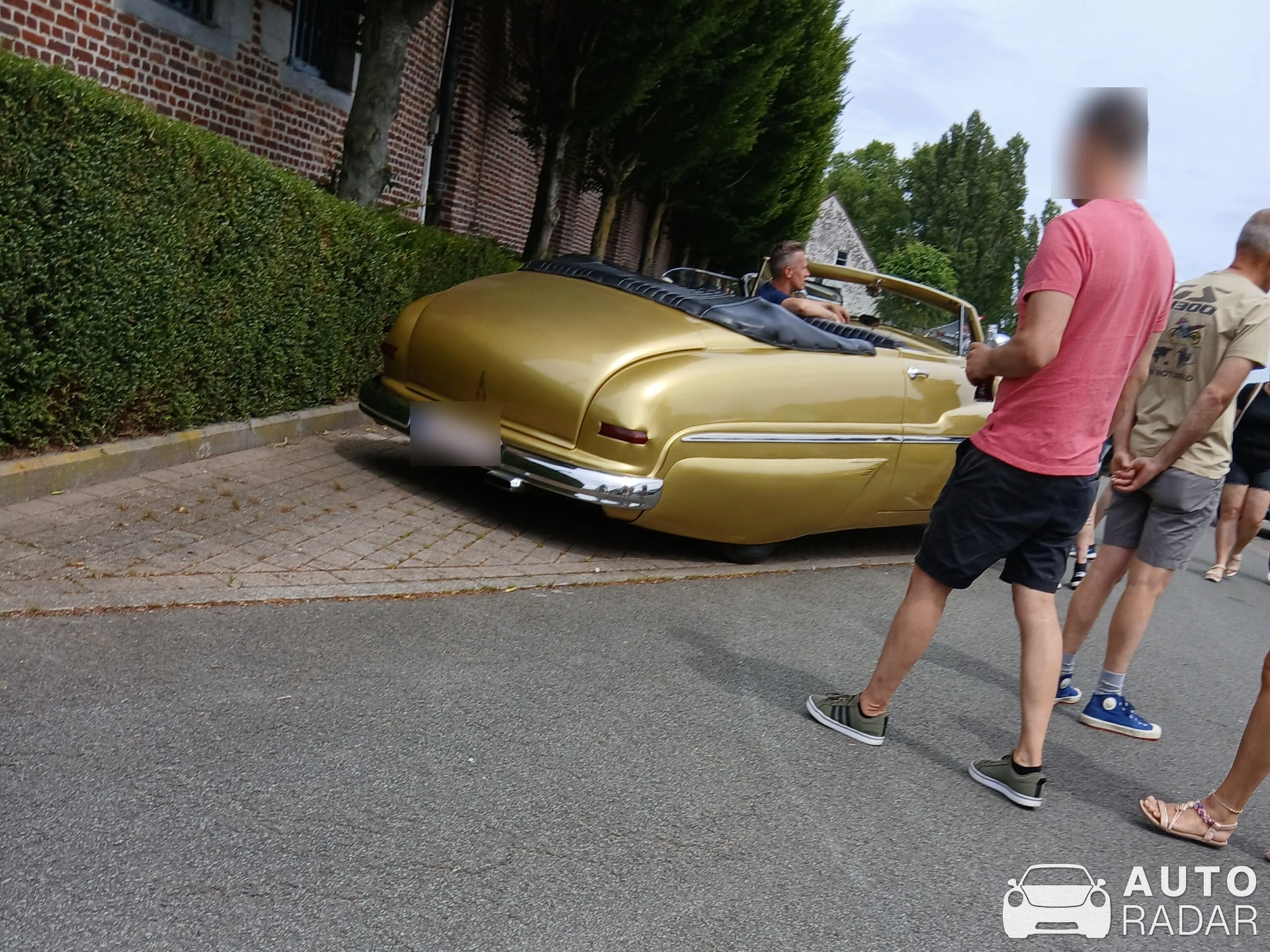 Mercury Eight spotted in Ledegem