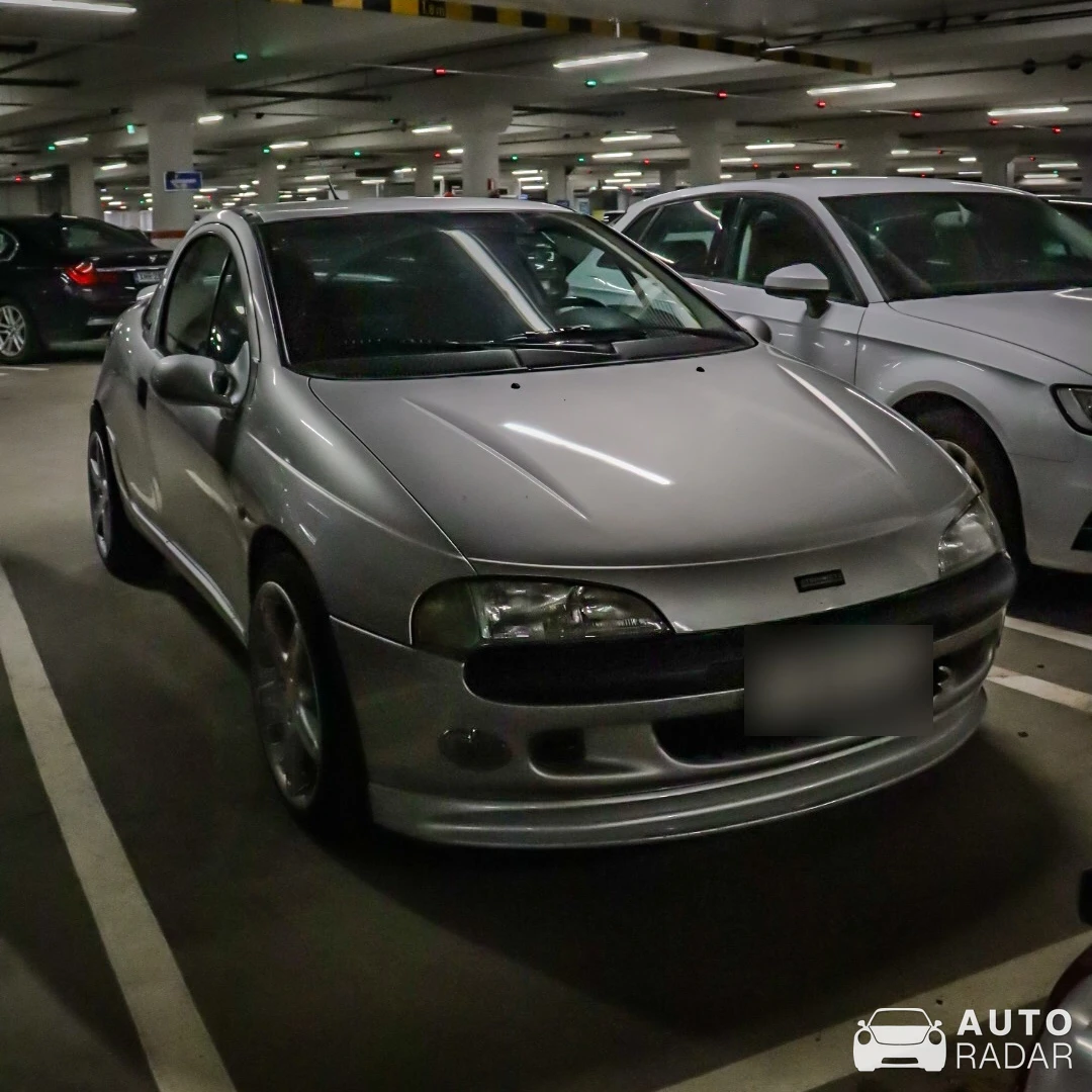 Opel Tigra spotted in Turku