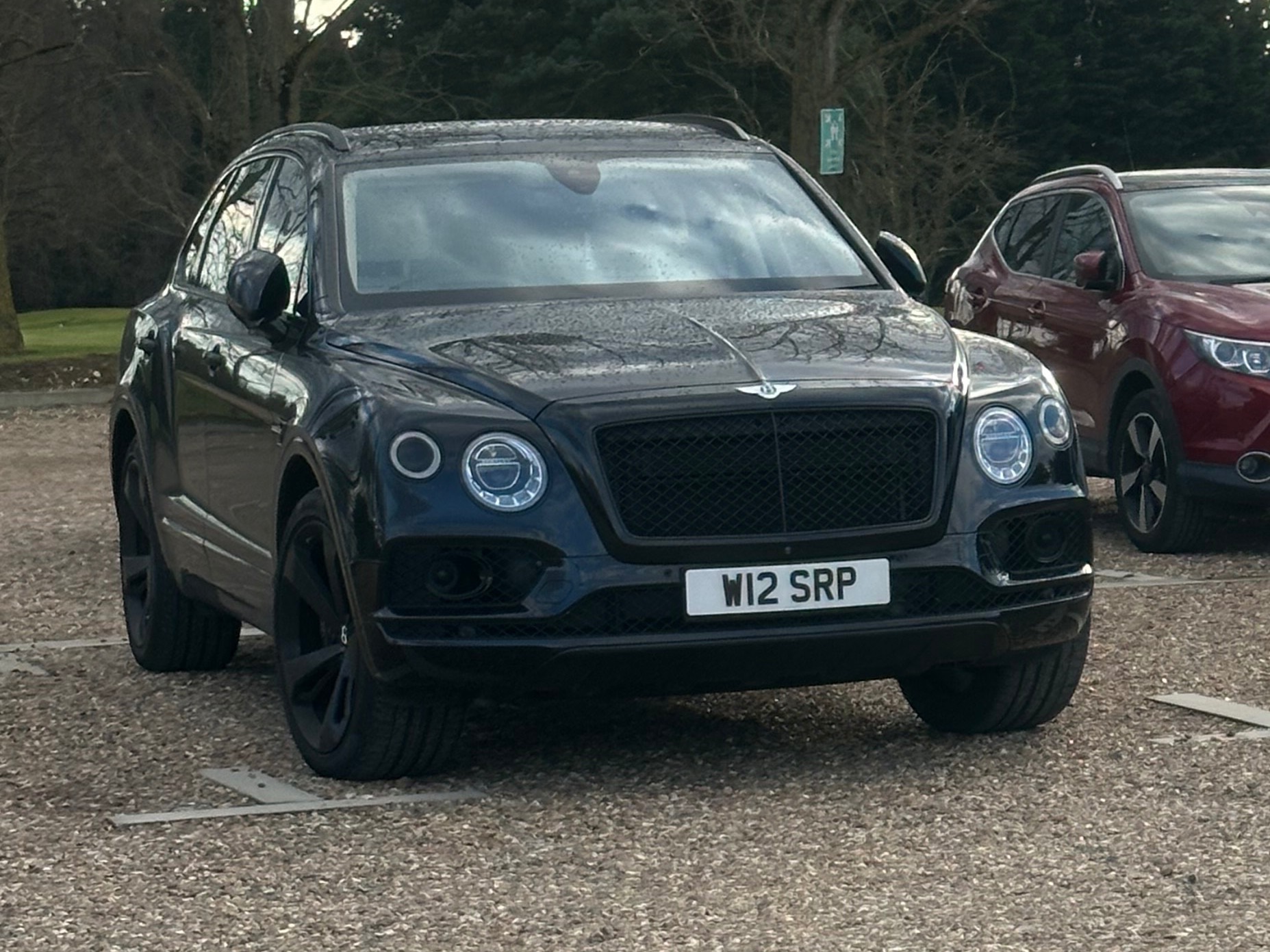 Bentley Bentayga Black Edition