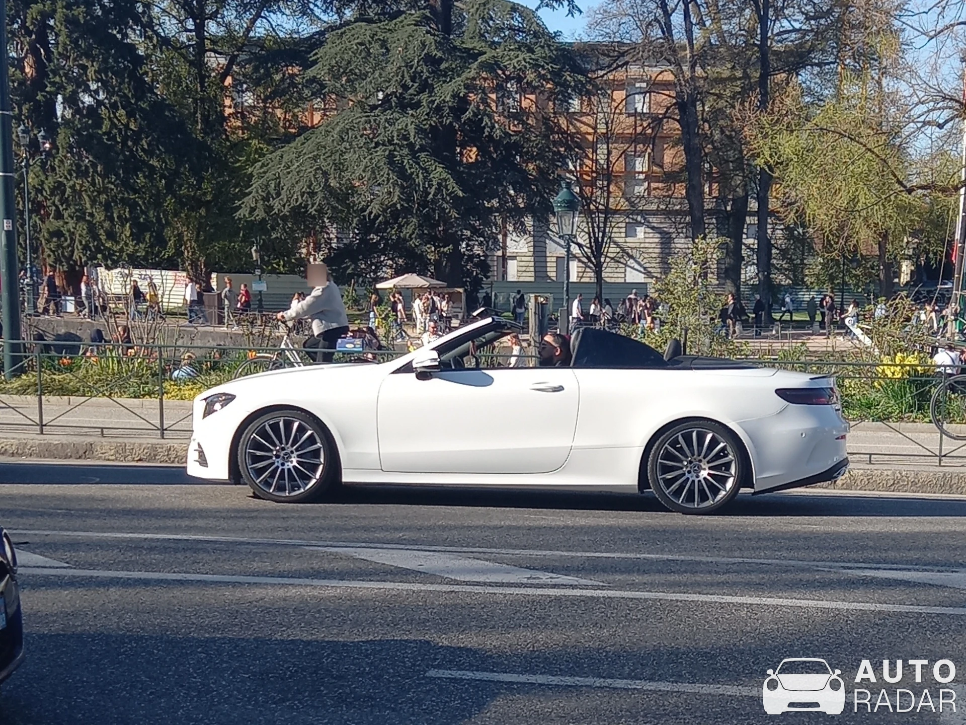 Mercedes-Benz E-Klasse Cabriolet A238 spotted in Annecy