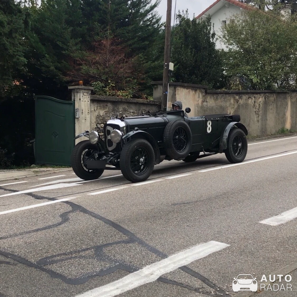 Bentley 3 Litre spotted in Livet-et-Gavet