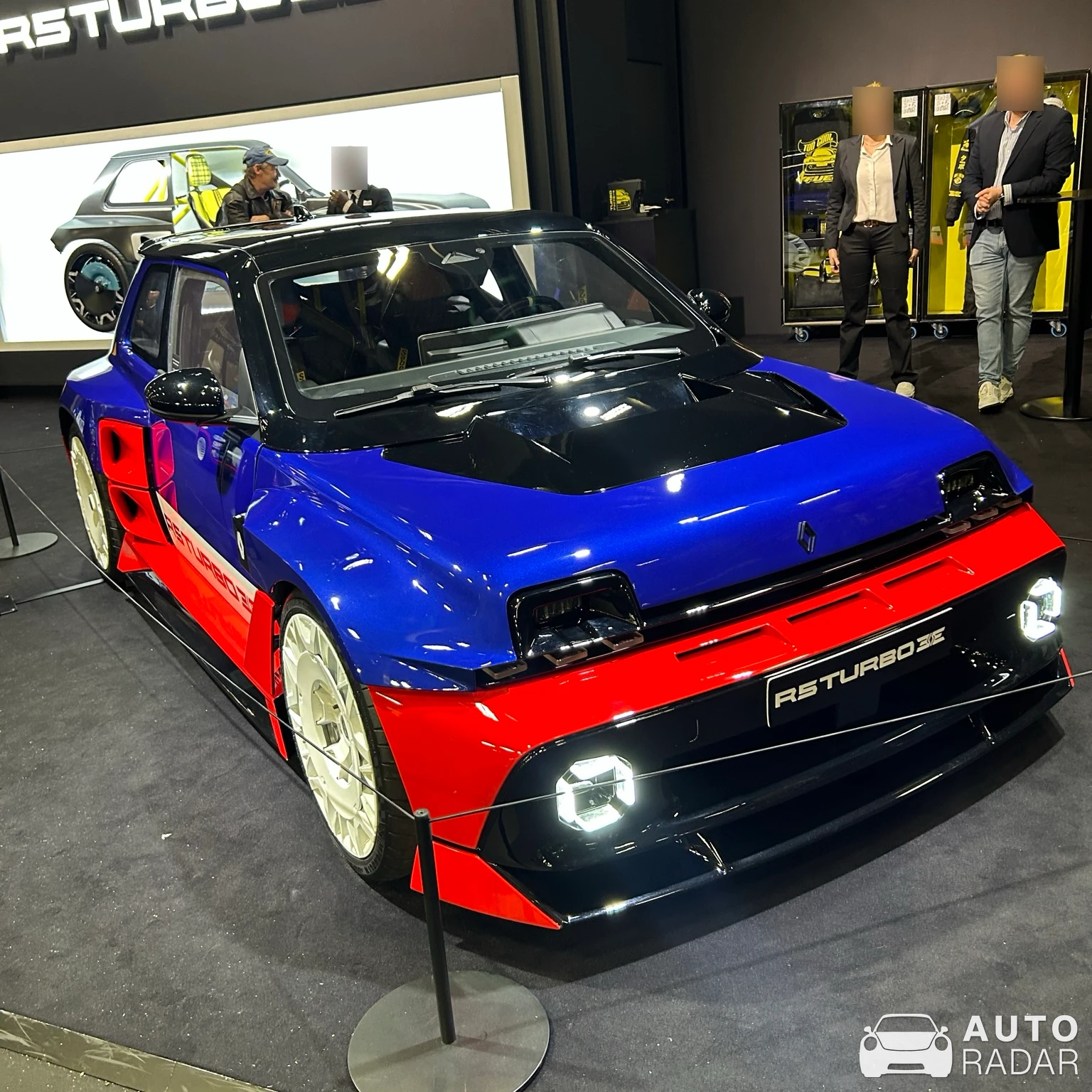 Renault 5 Turbo 3E spotted in Paris