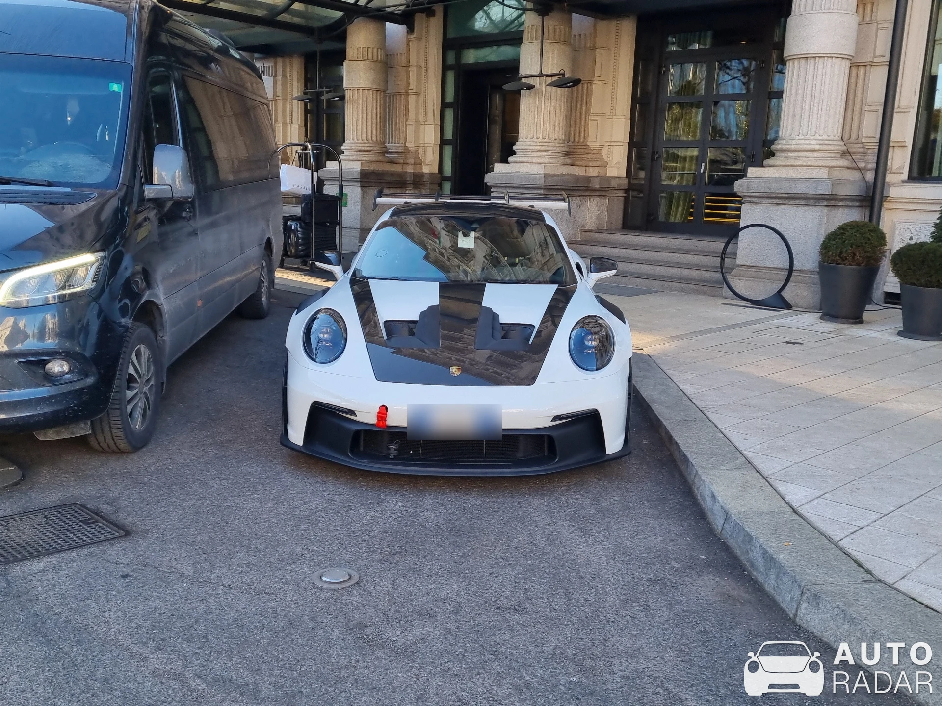 Porsche 992 GT3 RS MkI spotted in Milano, Italy