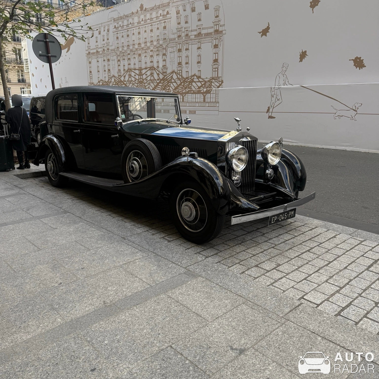 Rolls-Royce Phantom III spotted in Paris