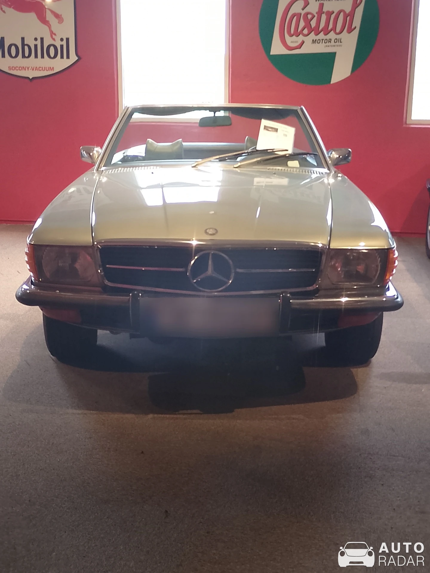 Mercedes-Benz SL-Klasse R107 spotted in Kleppe