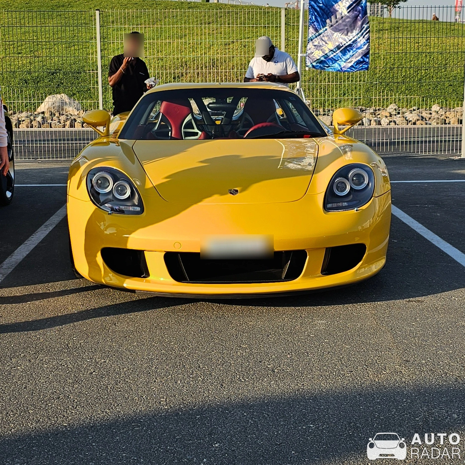 Porsche Carrera GT spotted in Dubai, United Arab Emirates