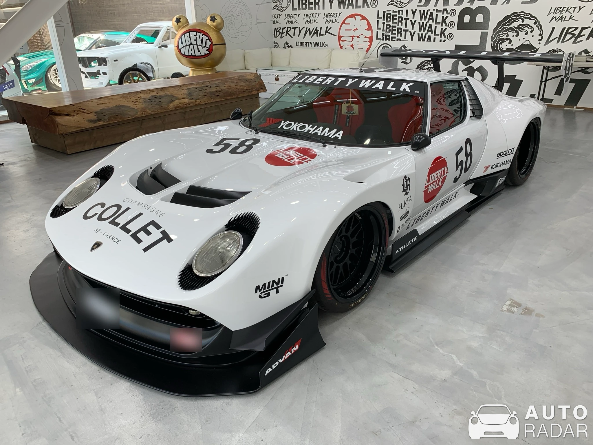 LB Silhouette Works GT Lamborghini Miura spotted in Owariasahi
