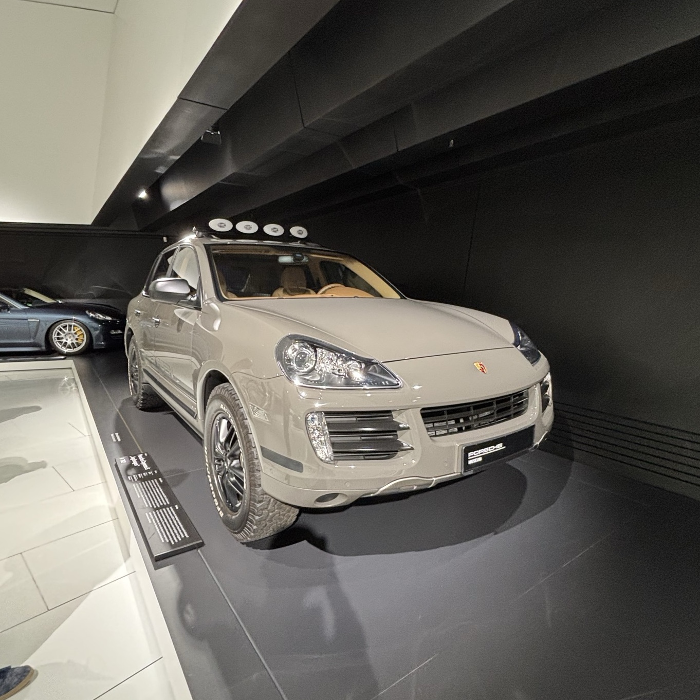 Porsche 957 Cayenne Mansory