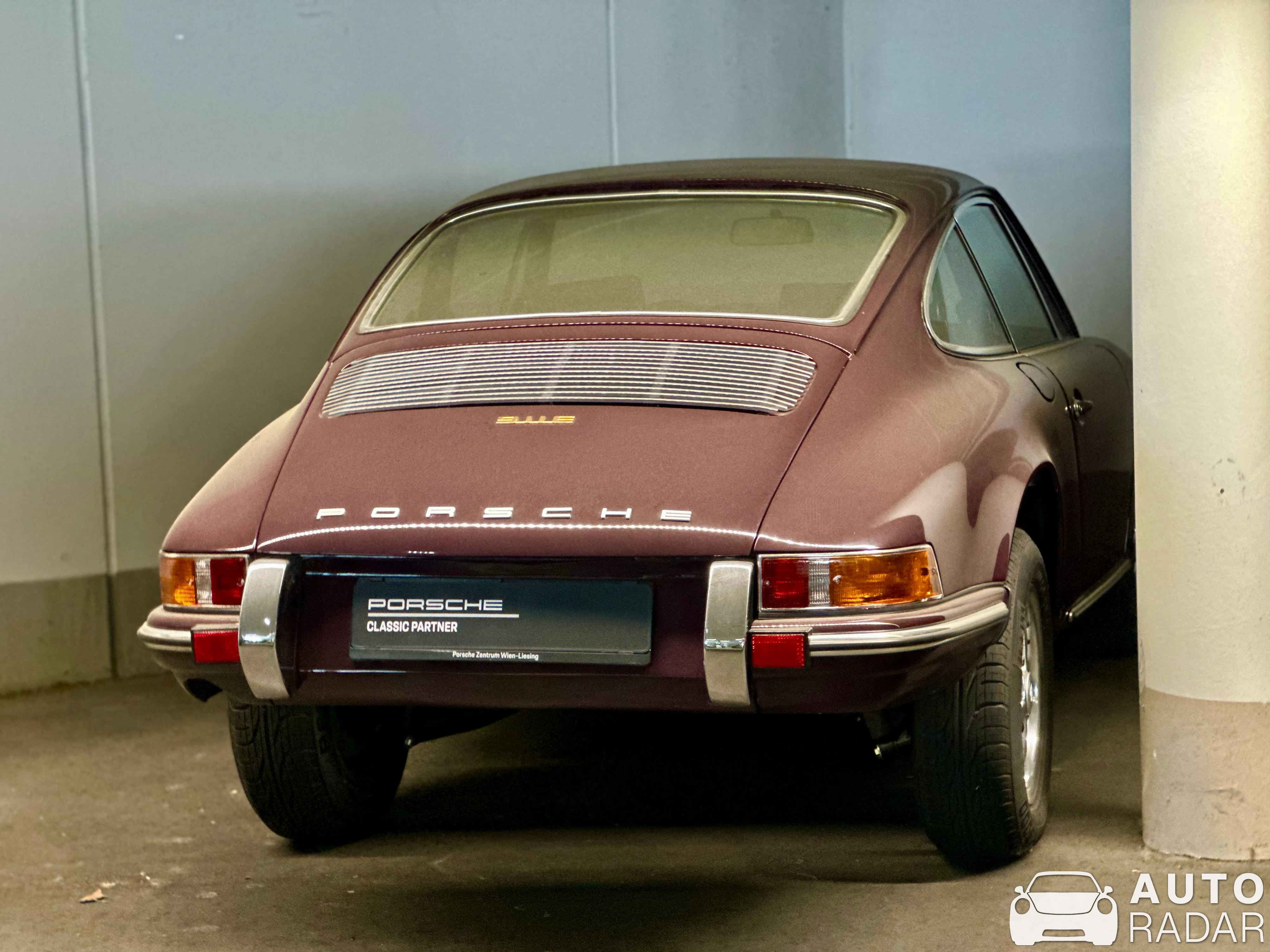 Porsche 911 E spotted in Wien