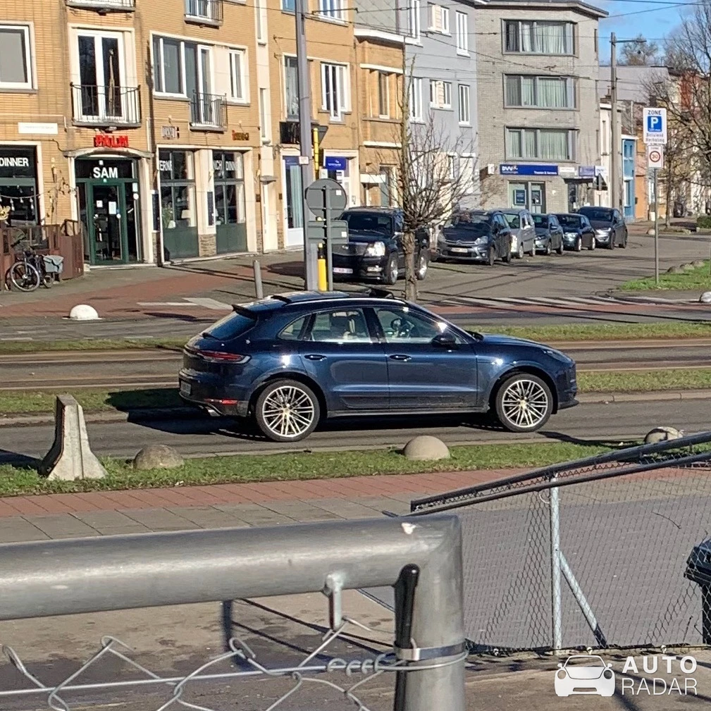 Porsche Macan spotted in Antwerpen, België
