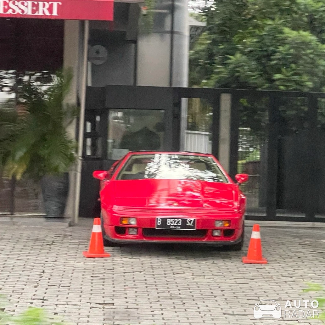 Lotus Turbo Esprit spotted