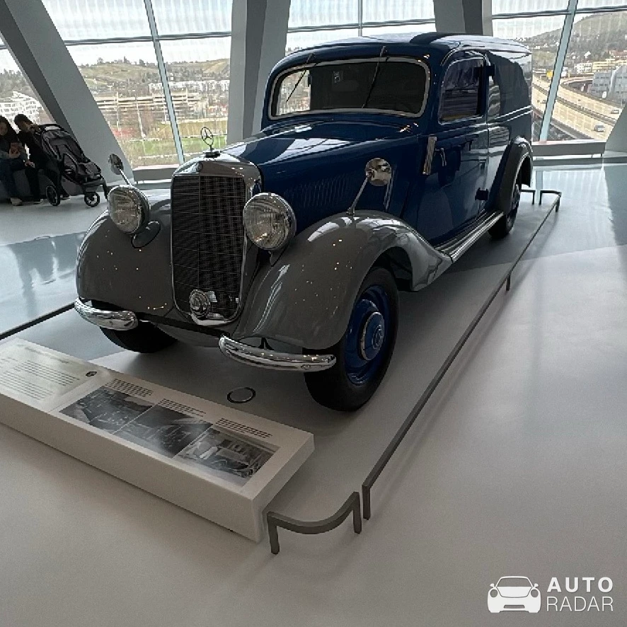 Mercedes 170 V spotted in Stuttgart