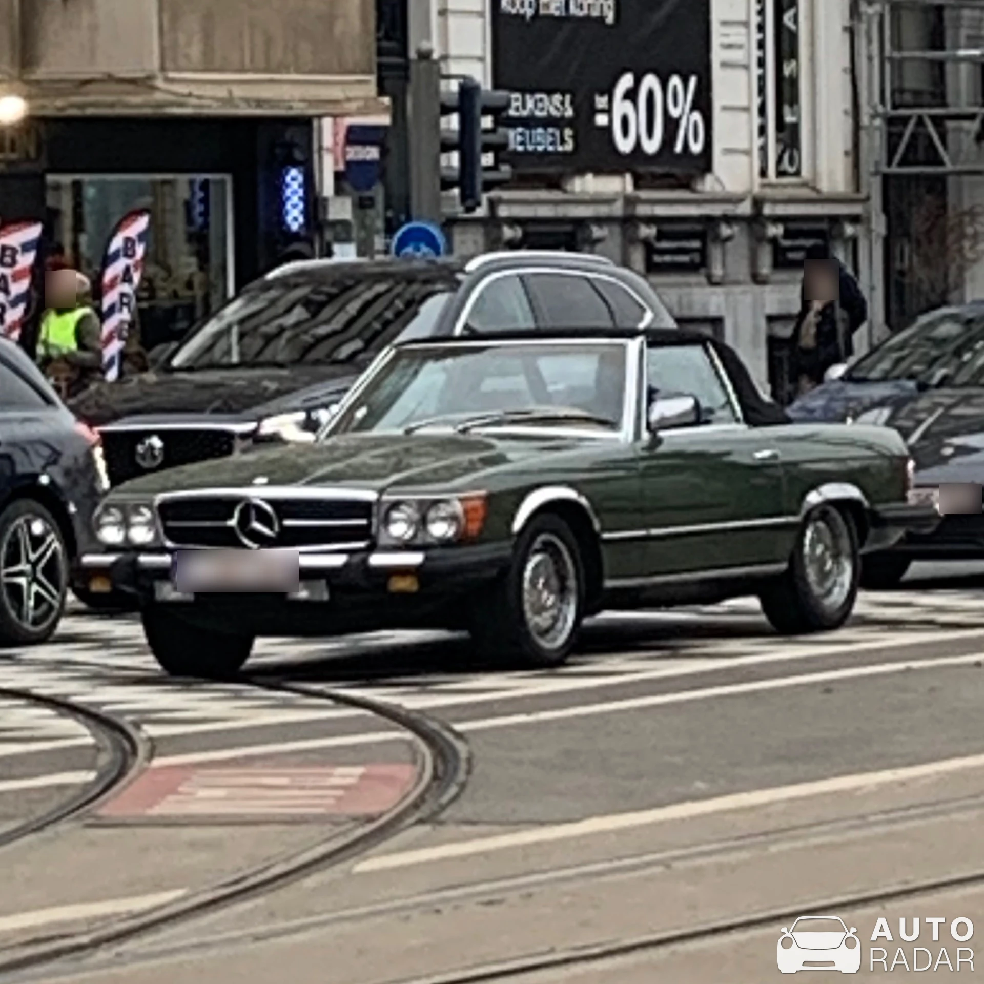 Mercedes-Benz 450SL spotted in Antwerpen, België