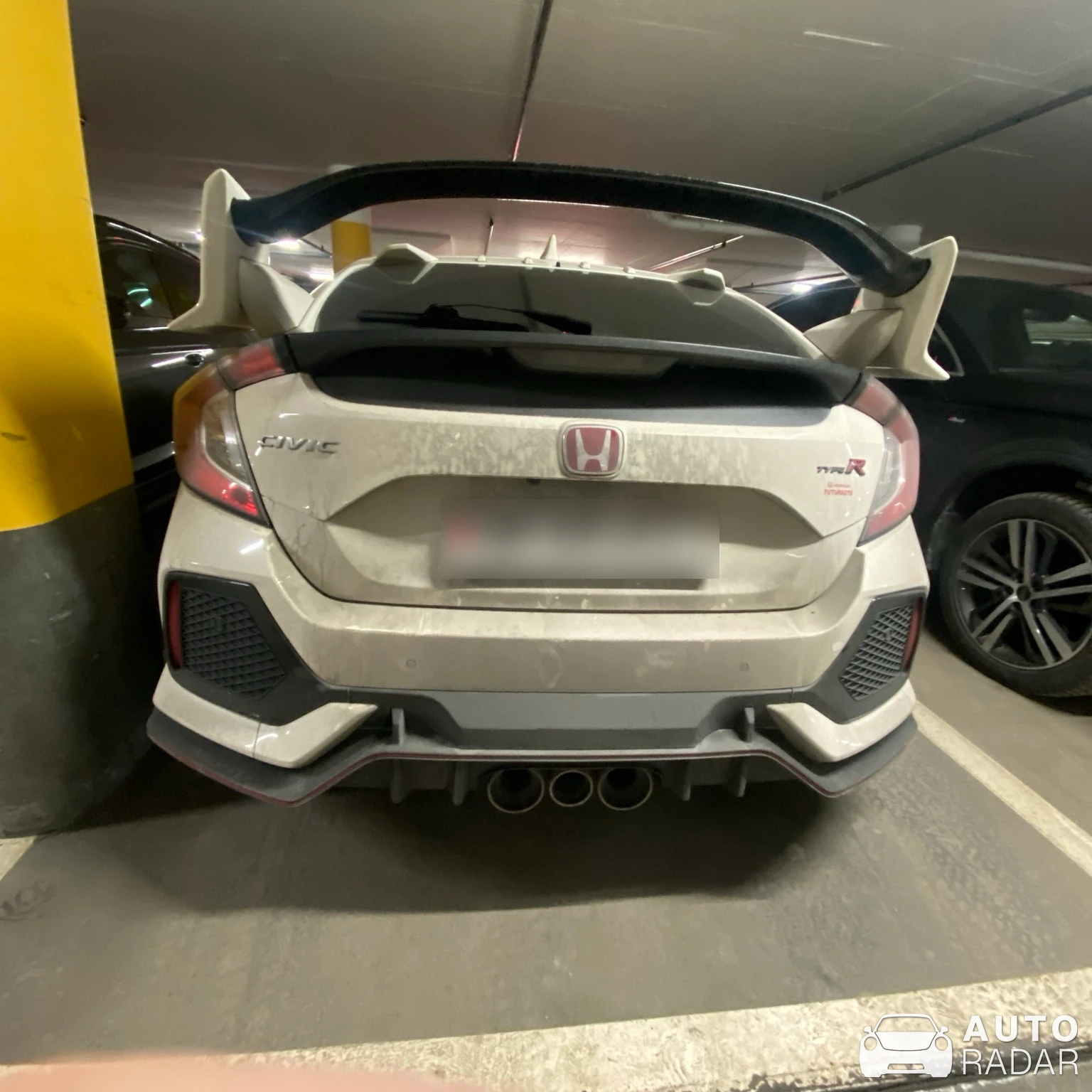 Honda Civic Type R FK8 spotted in Davos, Schweiz
