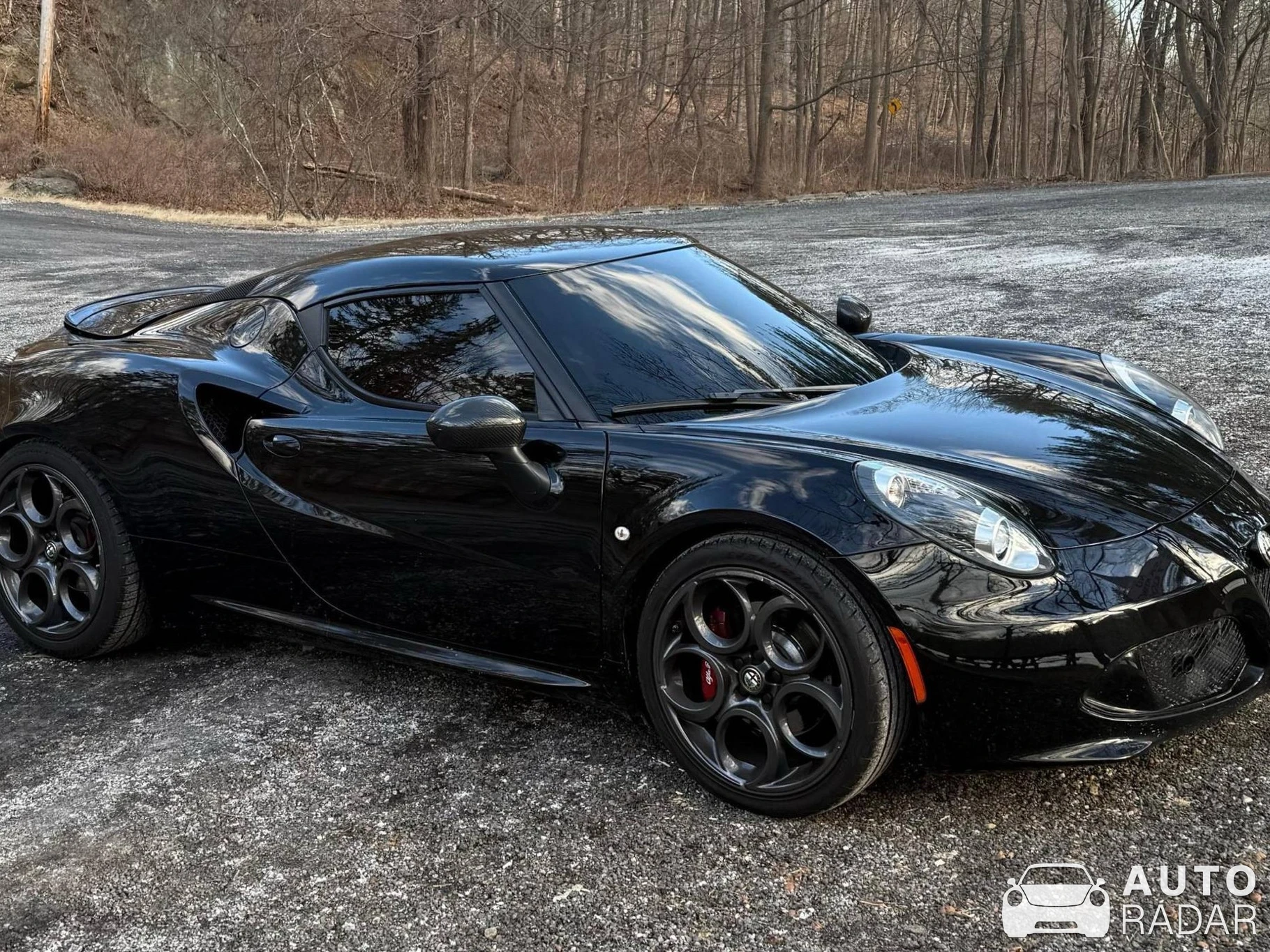 Alfa Romeo 4C Coupé Competizione spotted