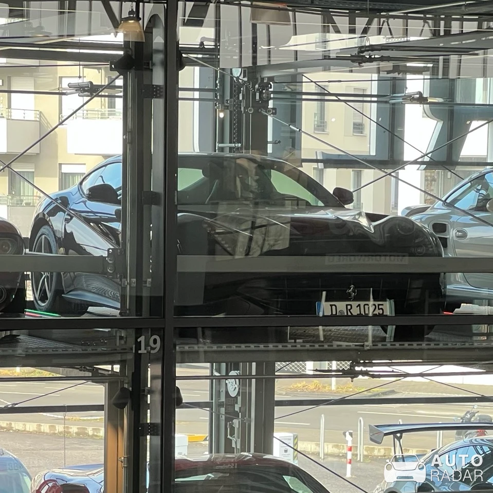 Ferrari F12berlinetta spotted in Köln, Deutschland