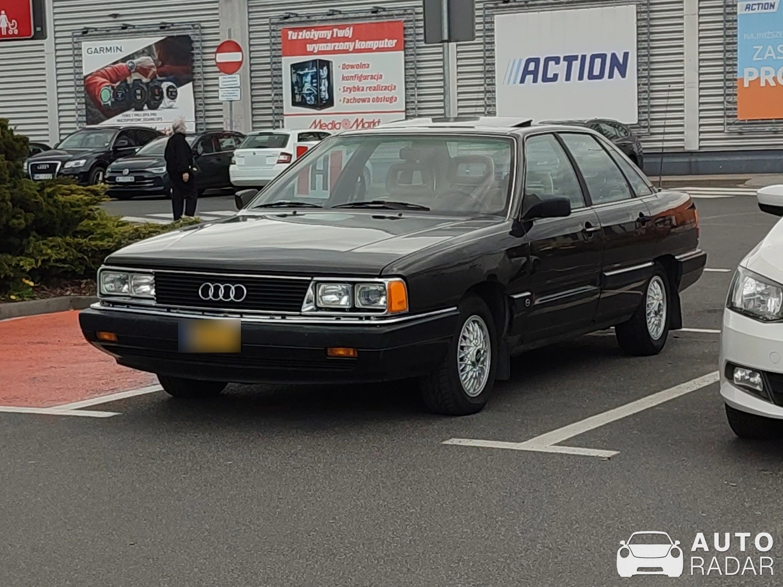Audi 200 spotted in Olsztyn, Poland