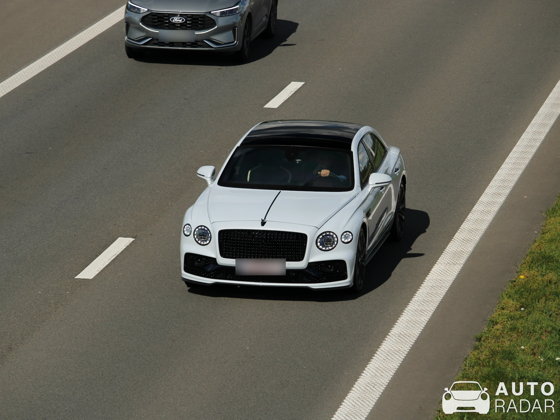 Bentley Flying Spur Speed 2023 spotted in Brecht