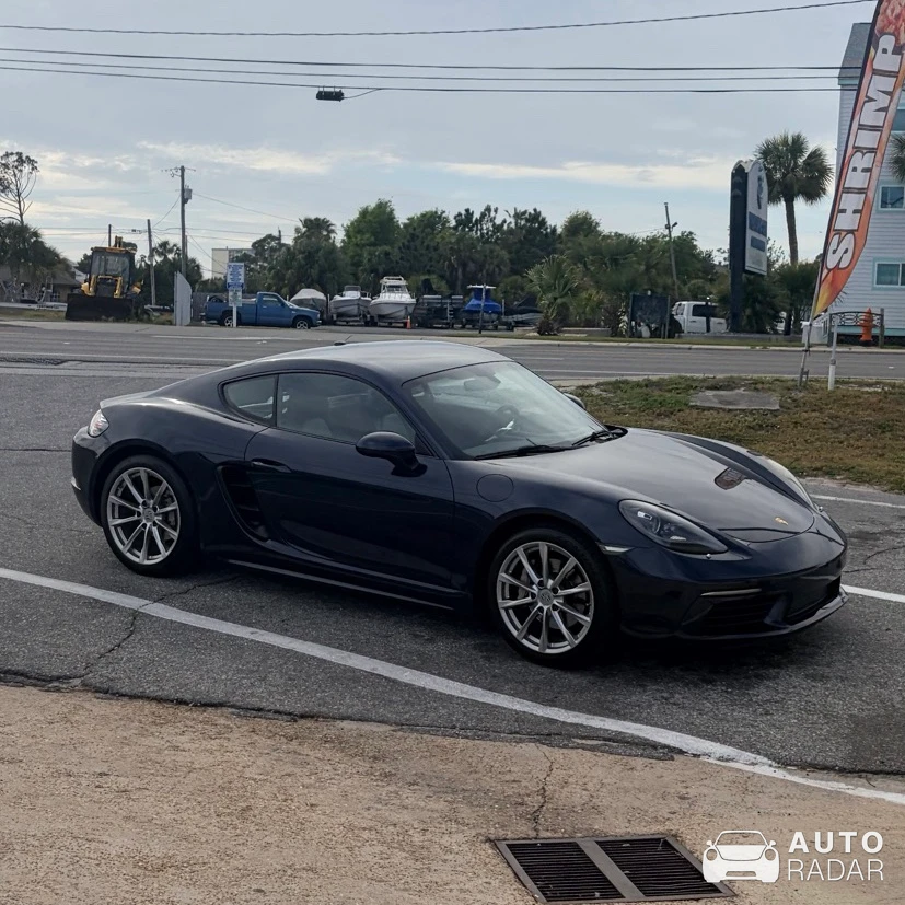 Porsche 718 Cayman spotted in Panama City Beach