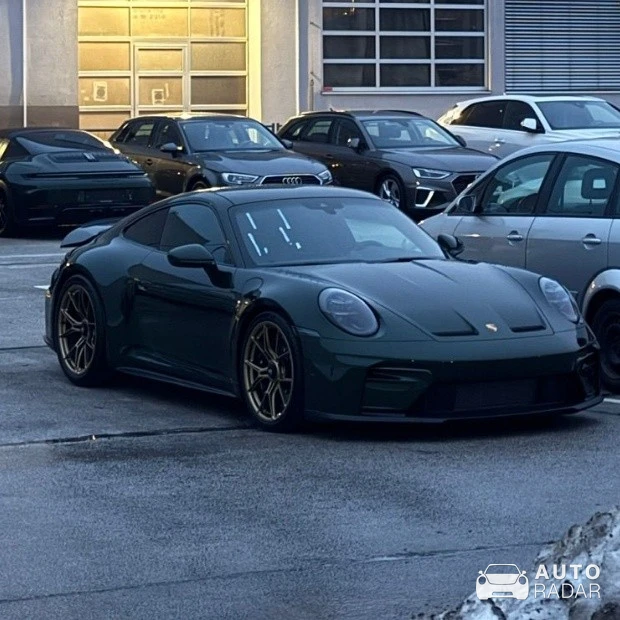 Porsche 992 GT3 Touring MkII spotted in Ljubljana, Slovenia